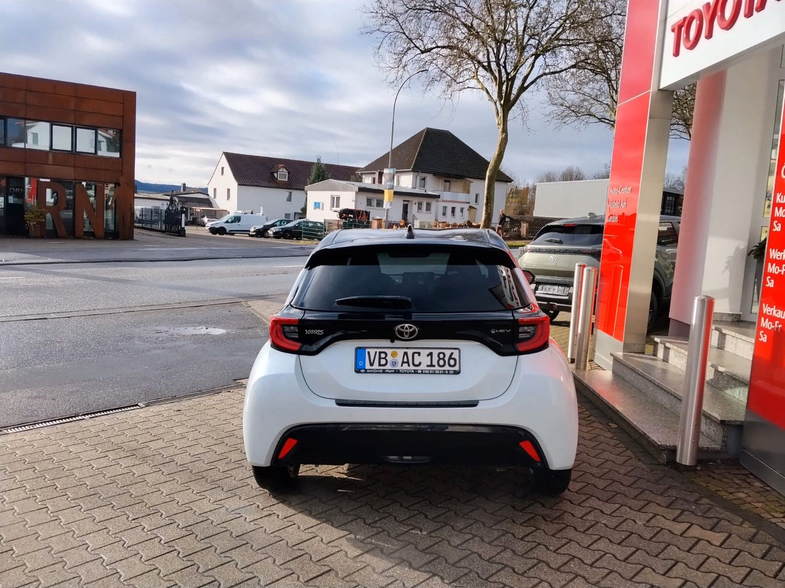 Toyota Yaris Hybrid Style Plus