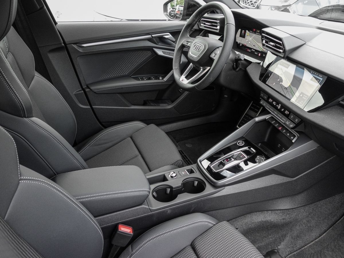Audi A3 Sportback 30 TFSI S tronic S line - Samsaru's Car Outlet