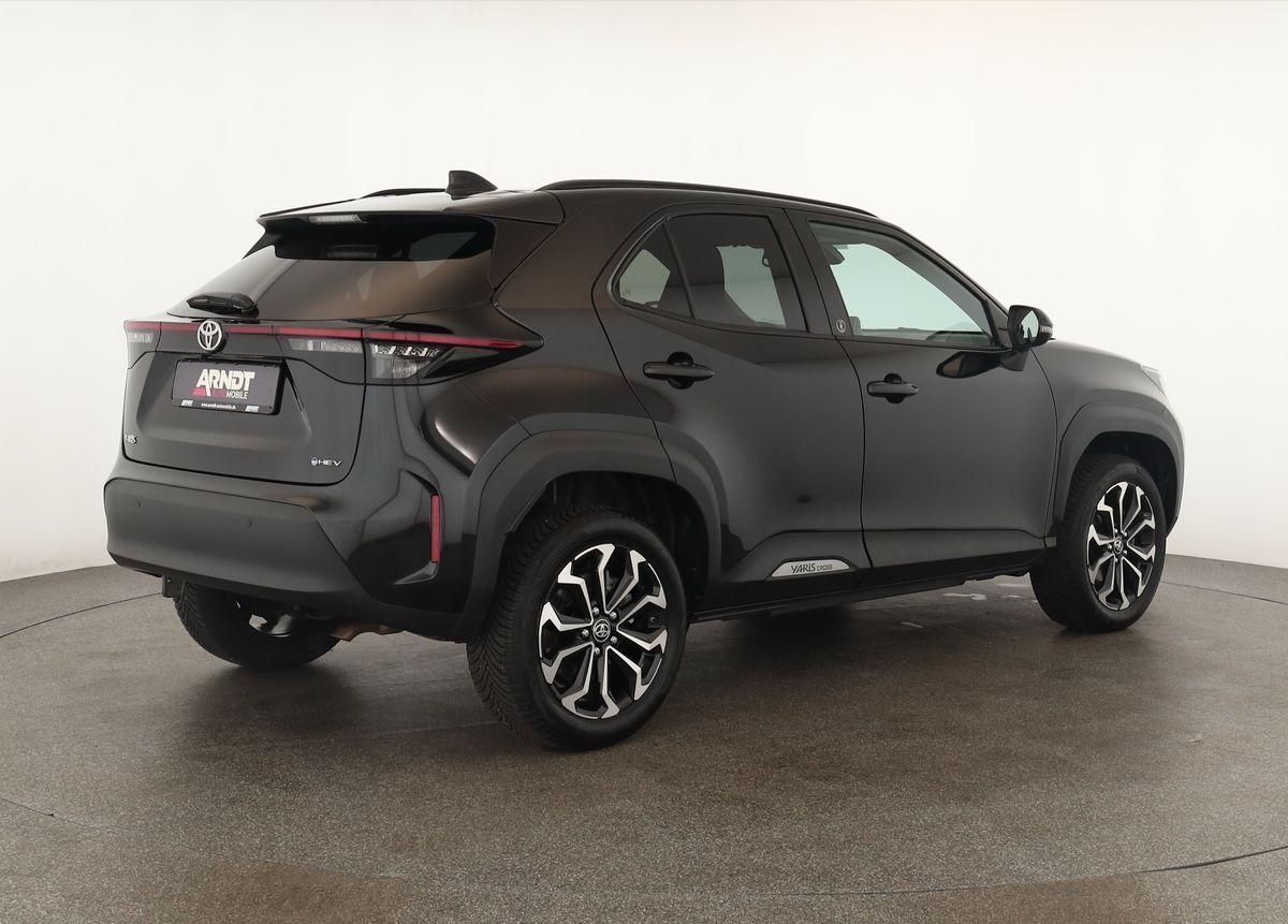 Toyota Yaris Cross CVT Team D LED Navi SHZ iACC Kam 17"