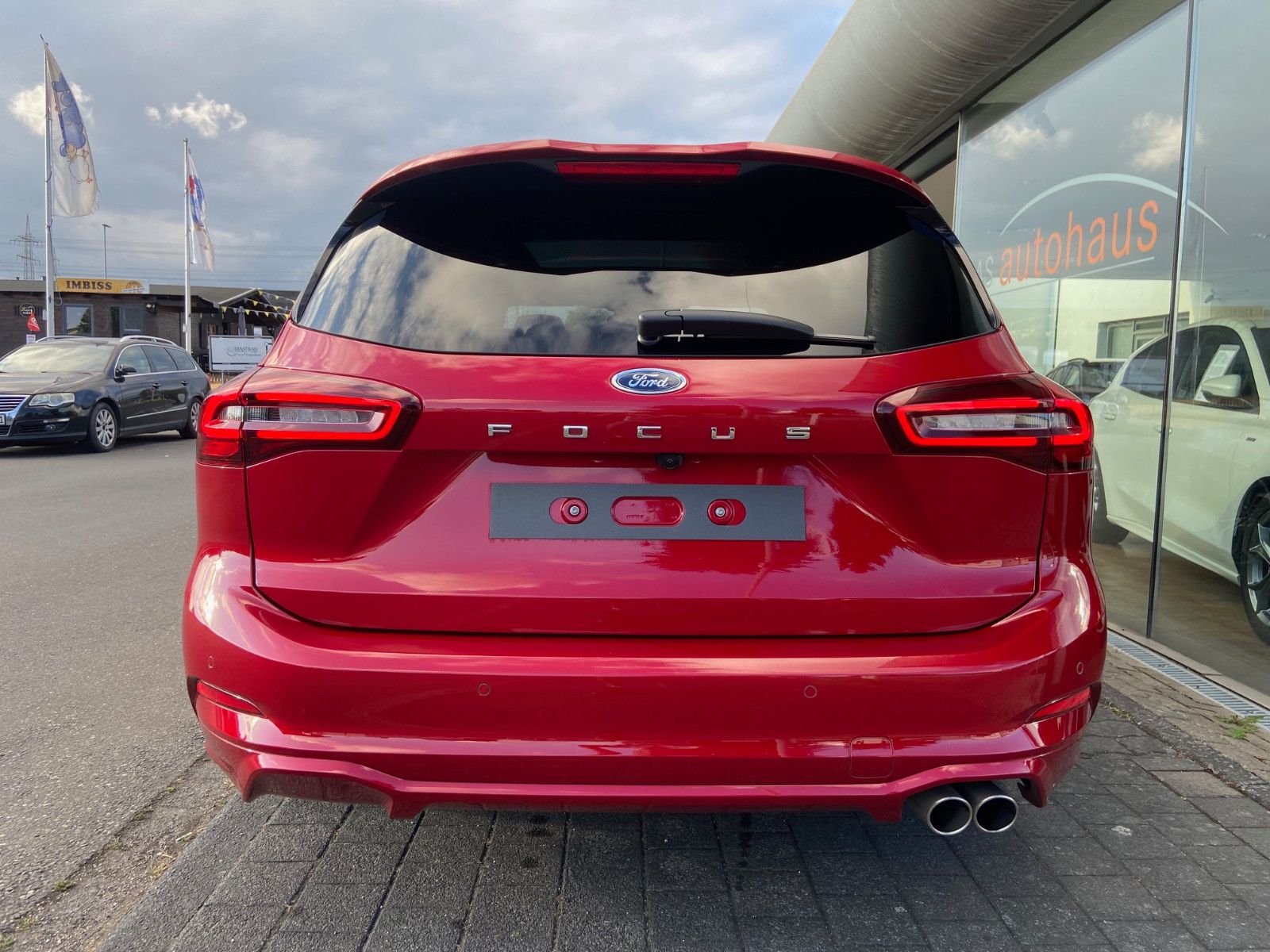 Ford Focus Turnier 1.5 EcoBlue ST-Line X NAVI+RFK*AHK
