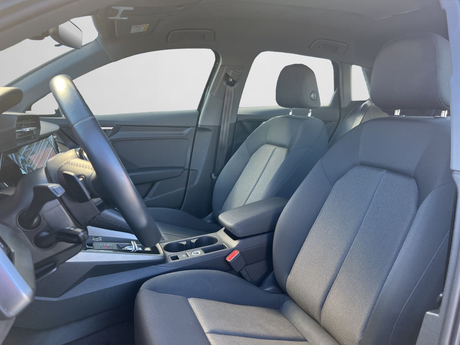 Audi A3 Sportback 30 TFSI S tronic PDC SITZHZG NAVI P