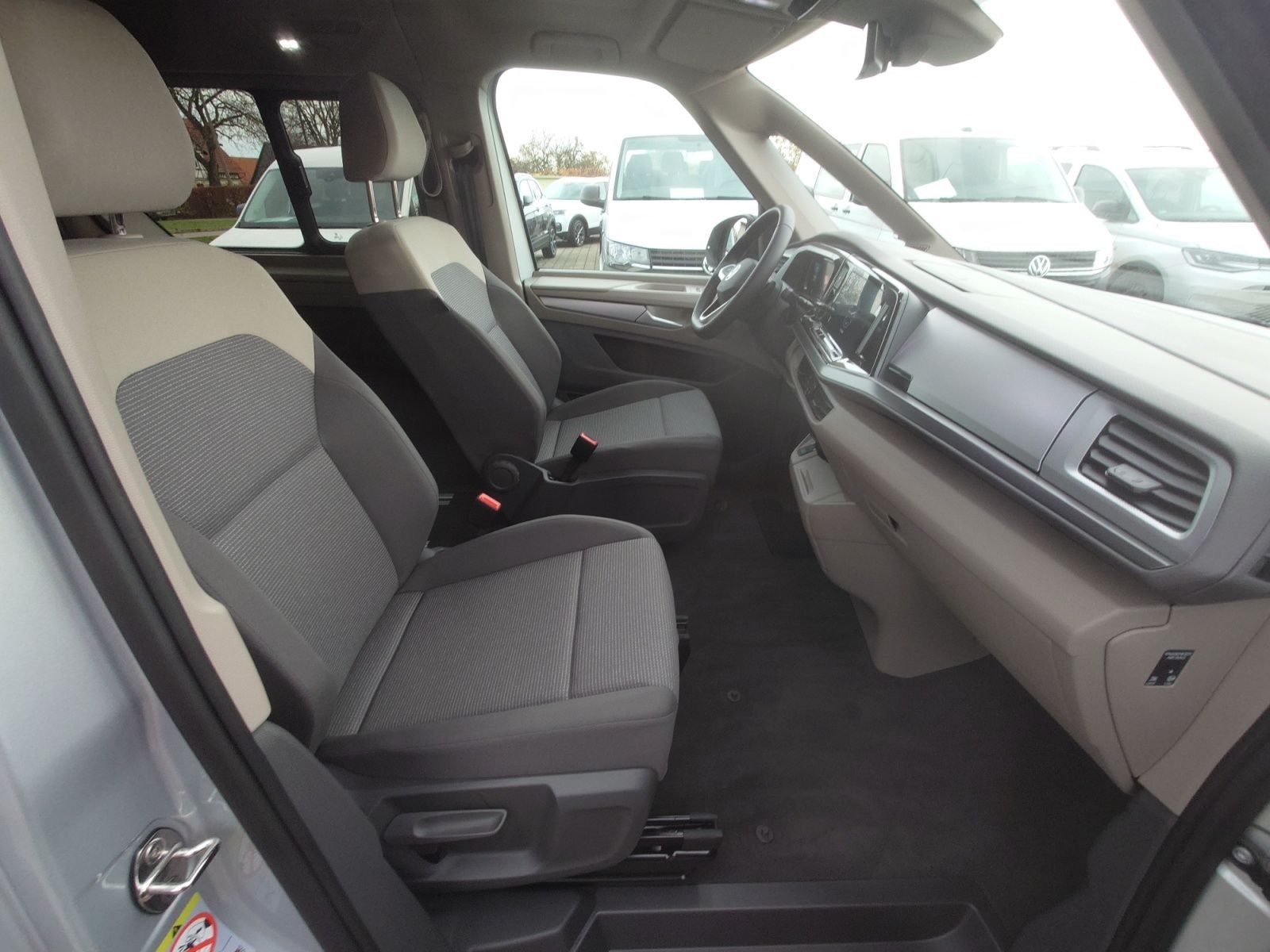 Volkswagen T7 Multivan 1.4 eHybrid - Samsaru's Car Outlet