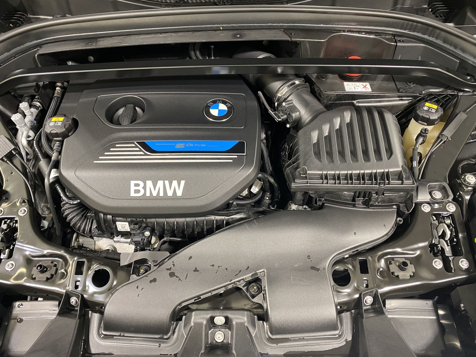 BMW X1 xDrive25e xLine - Samsaru's Car Outlet
