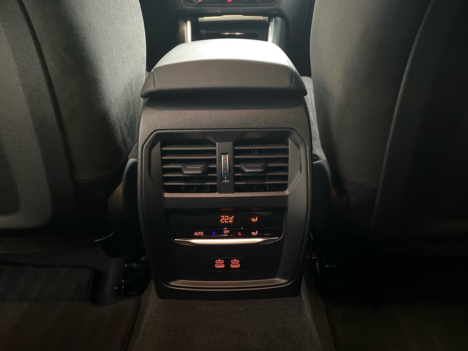 BMW 320d xDrive Touring M Sport HUD DA Pro AHK PA+