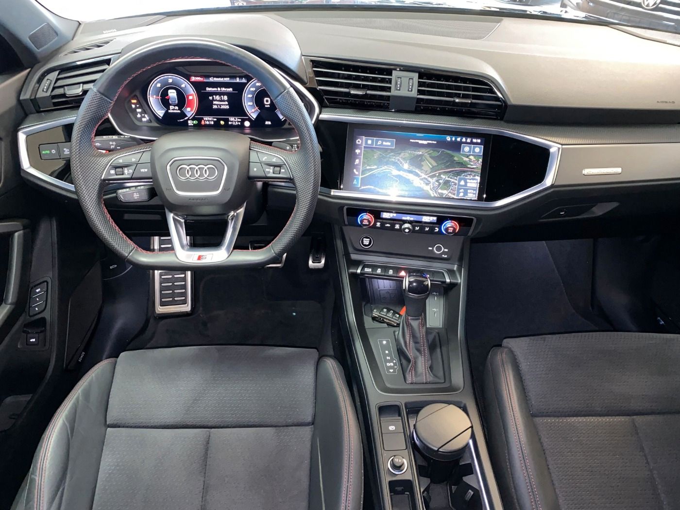 Audi Q3 Sportback S line - Samsaru's Car Outlet