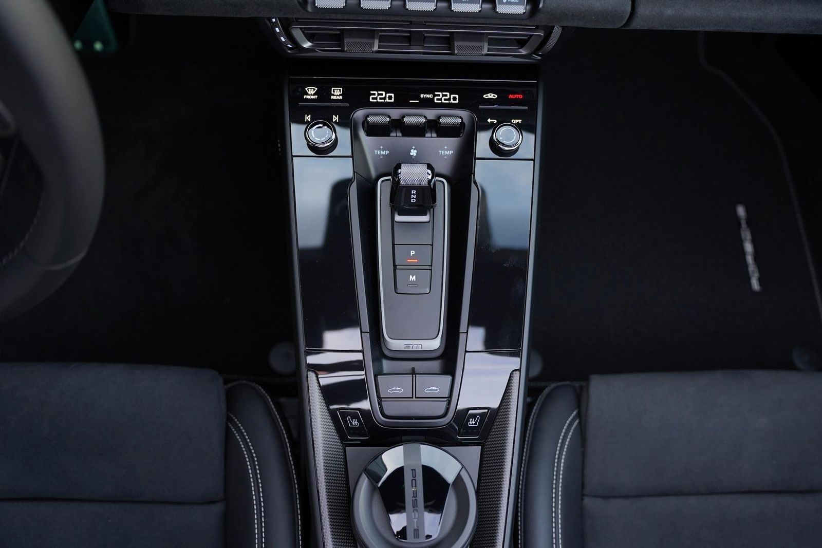 Porsche 992 4 GTS Targa Inno HAL Lift Bose Matrix 360...