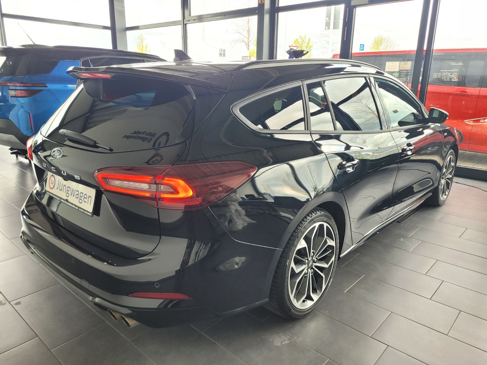 Ford Focus EcoBoost Autom. ST-Line X m ACC/Matrix/18"