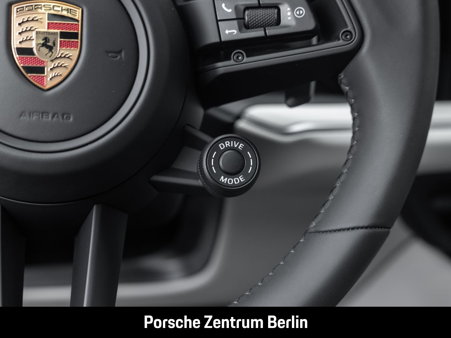 Porsche Cayenne E-Hybrid BOSE LED-Matrix-HD 22-Zoll