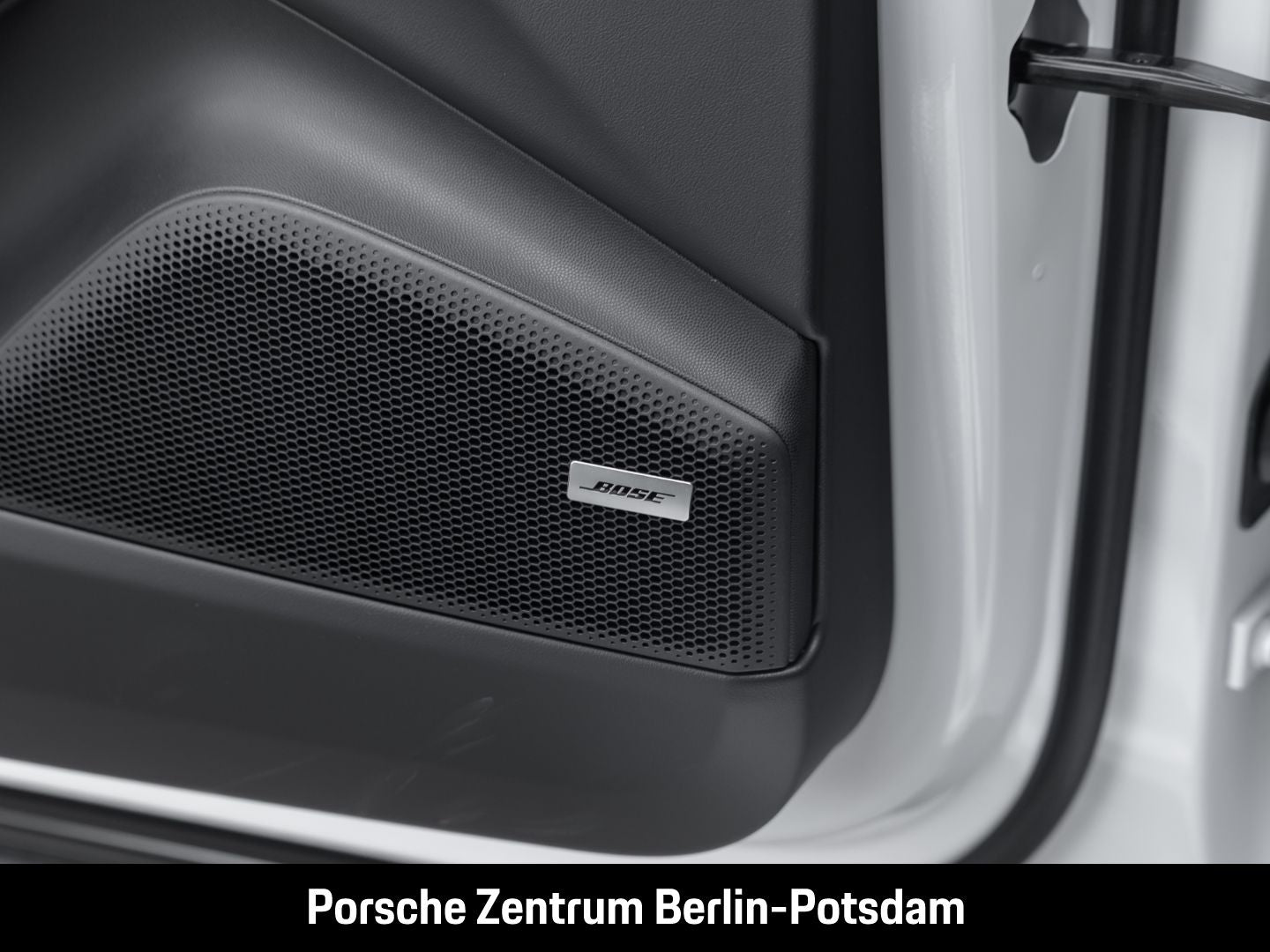 Porsche Macan BOSE Panorama Surround-View Luftfederung