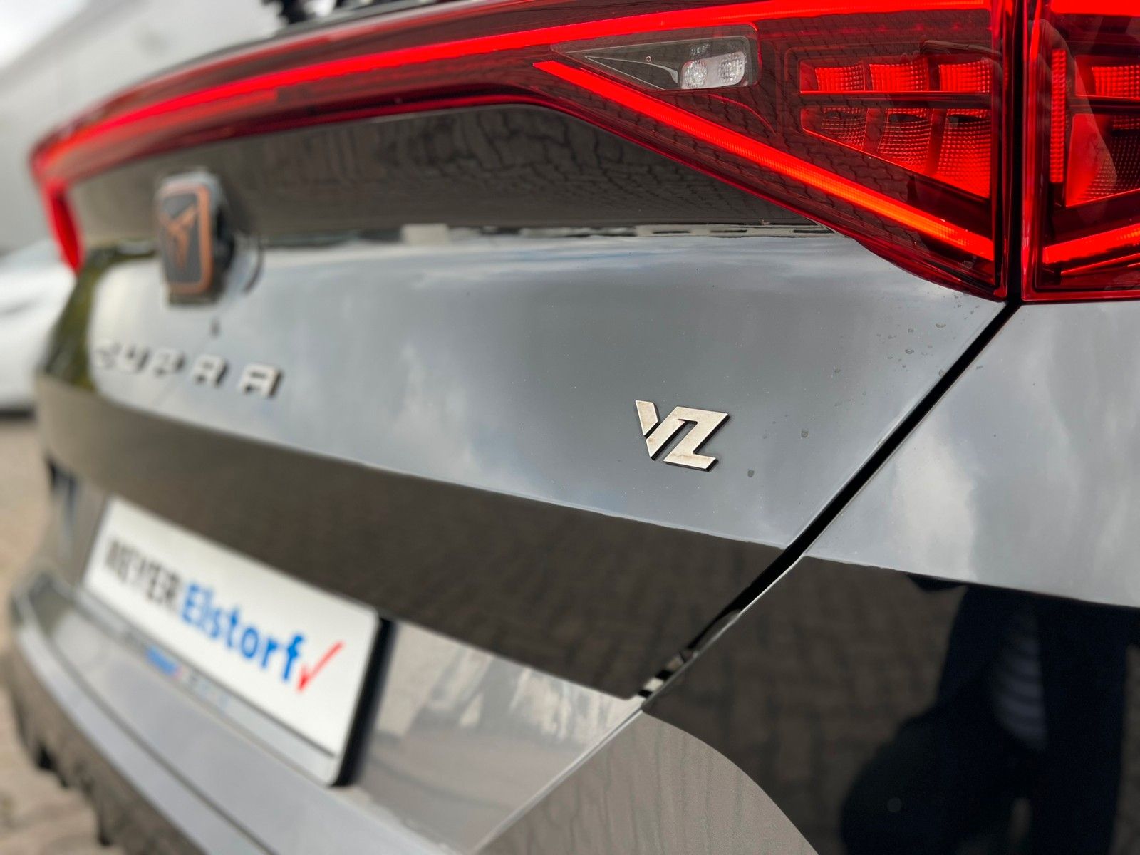 Cupra Formentor VZ 2.0 TSI DSG 4Drive-21" PANO BREMBO