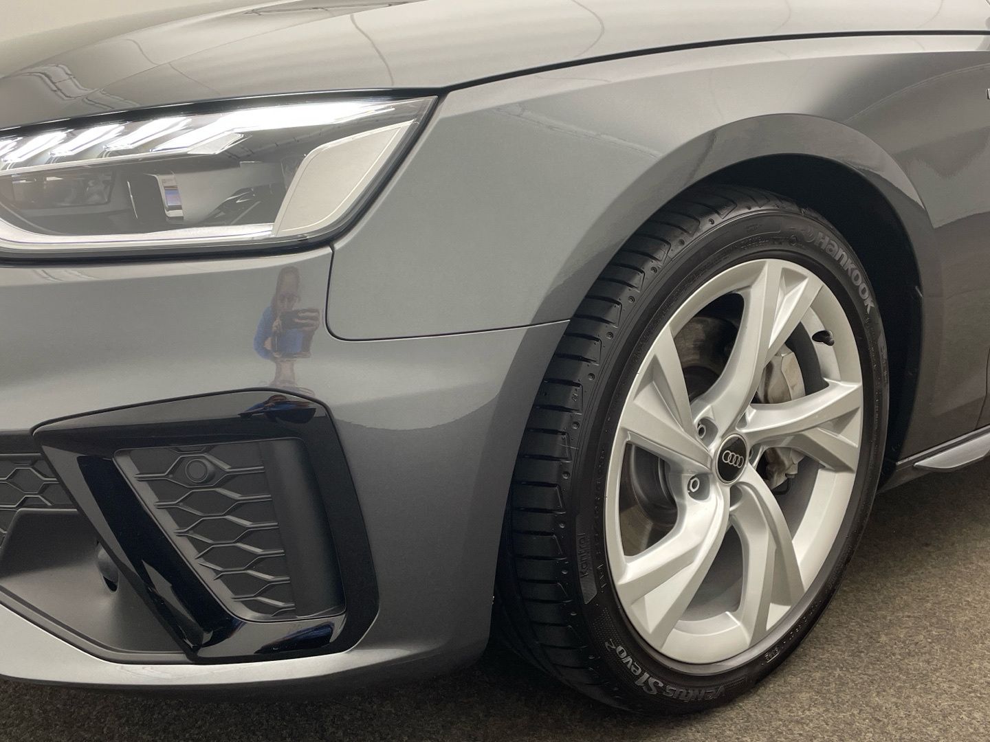 Audi A4 Avant S line 45 TFSI quattro - Samsaru's Car Outlet