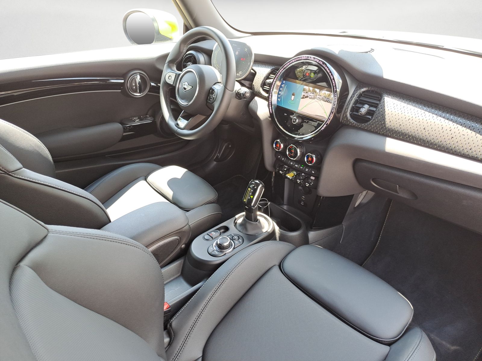 MINI Cooper SE - Samsaru's Car Outlet