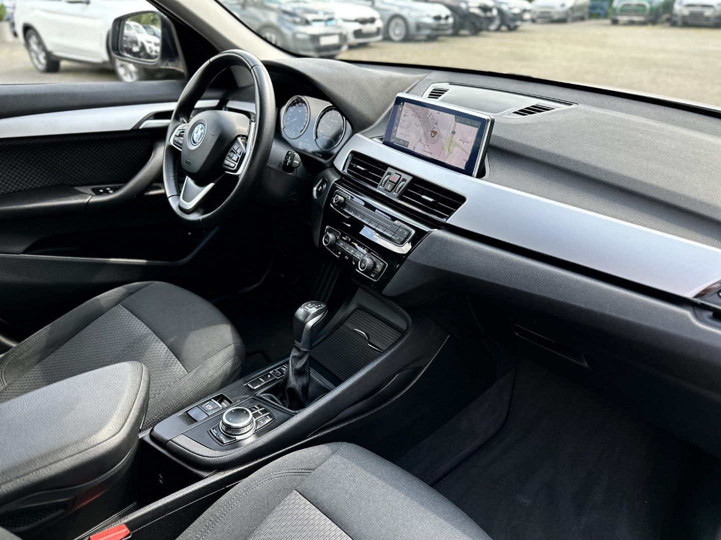 BMW X1 xDrive25e - Samsaru's Car Outlet