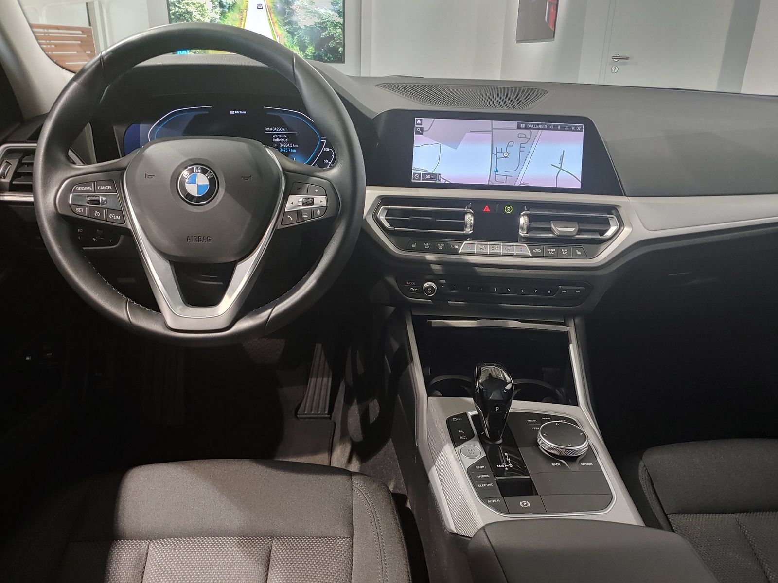 BMW 320e Advantage - Samsaru's Car Outlet