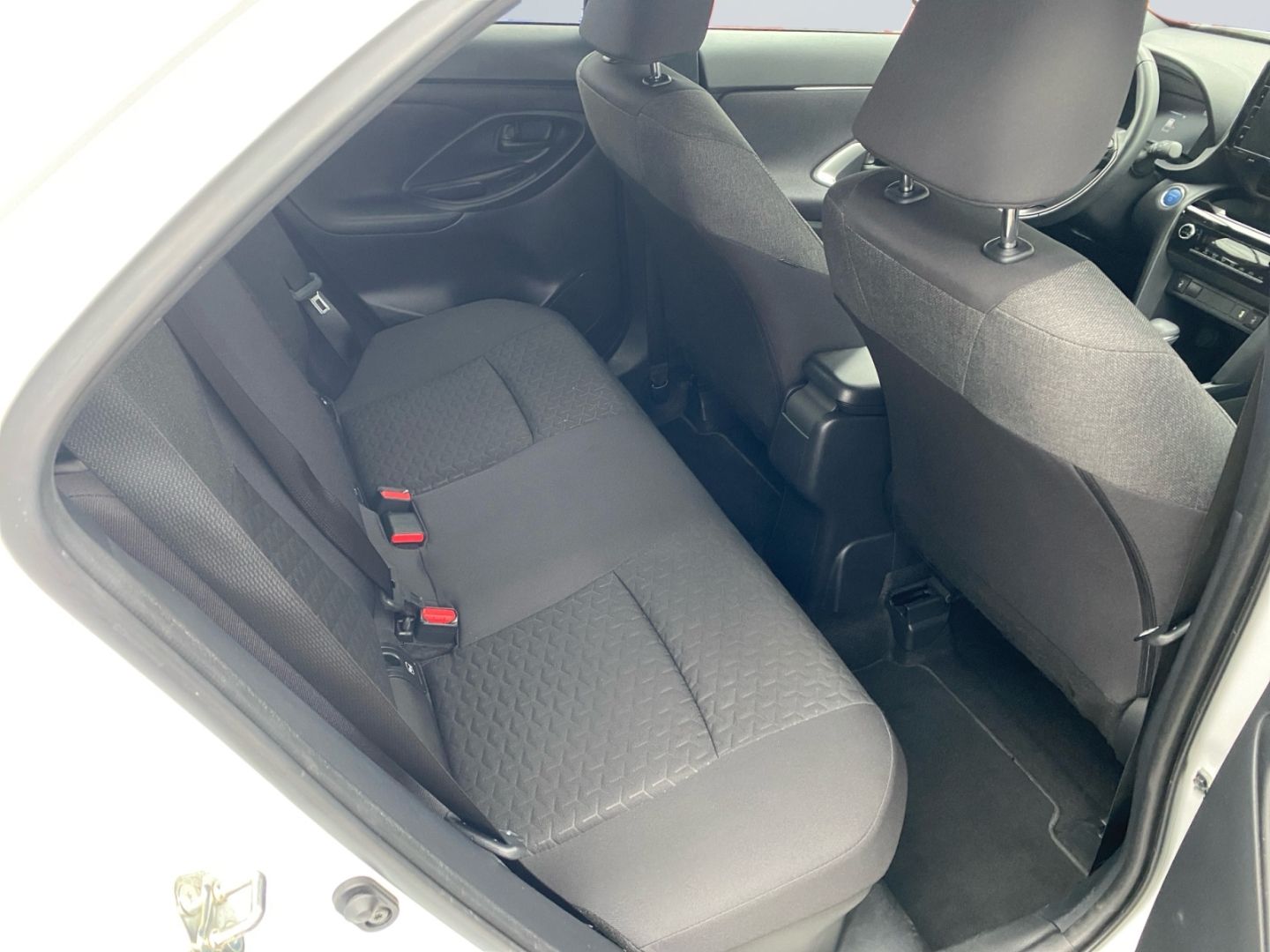 Toyota Yaris Cross Hybrid 1.5 Team D *Matrix*CAM*CarPla