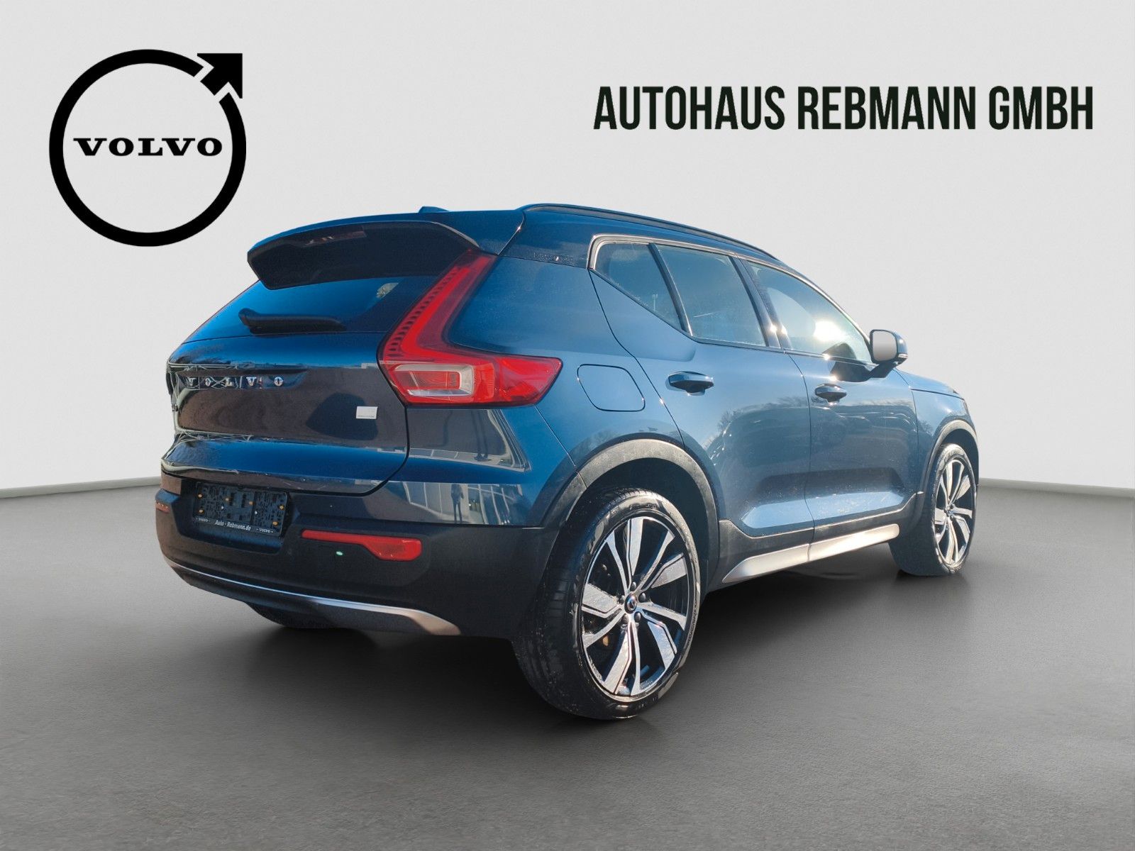 Volvo XC40 T5 R Design Recharge Plug-In Hybrid FWD