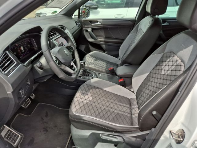 Volkswagen Tiguan R-Line 4Motion 2.0 TDI - Samsaru's Car Outlet