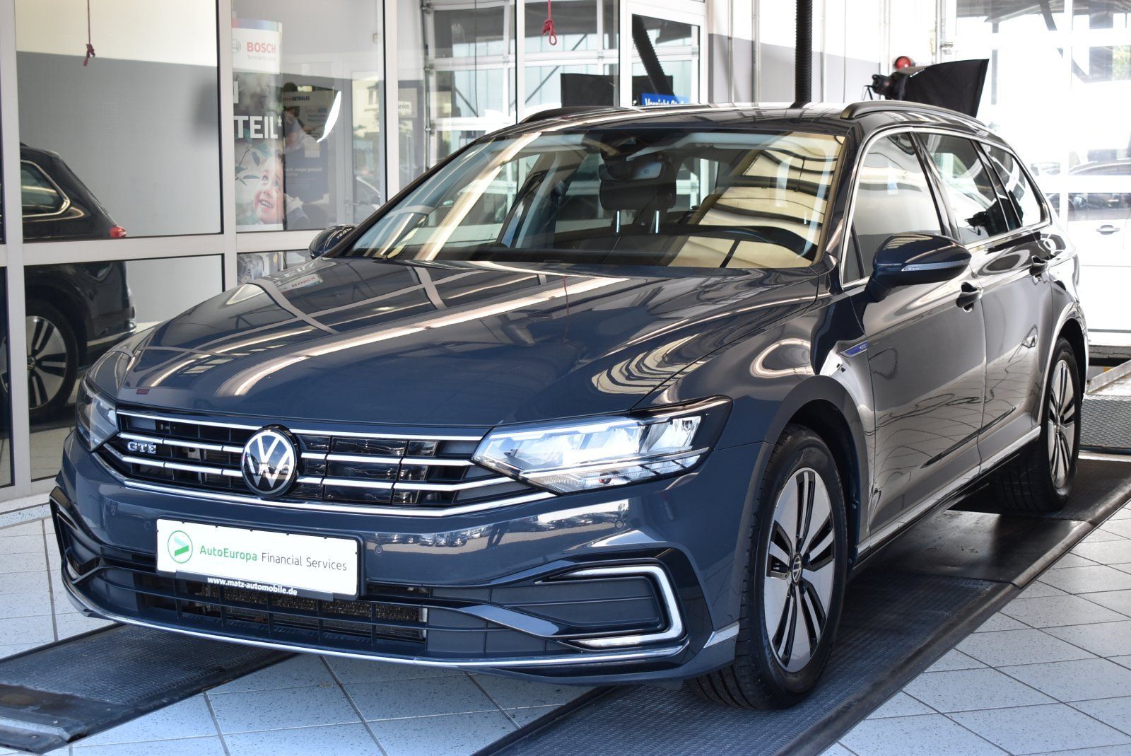 Volkswagen Passat Variant 1.4TSI Hybrid GTE DSG - Samsaru's Car Outlet