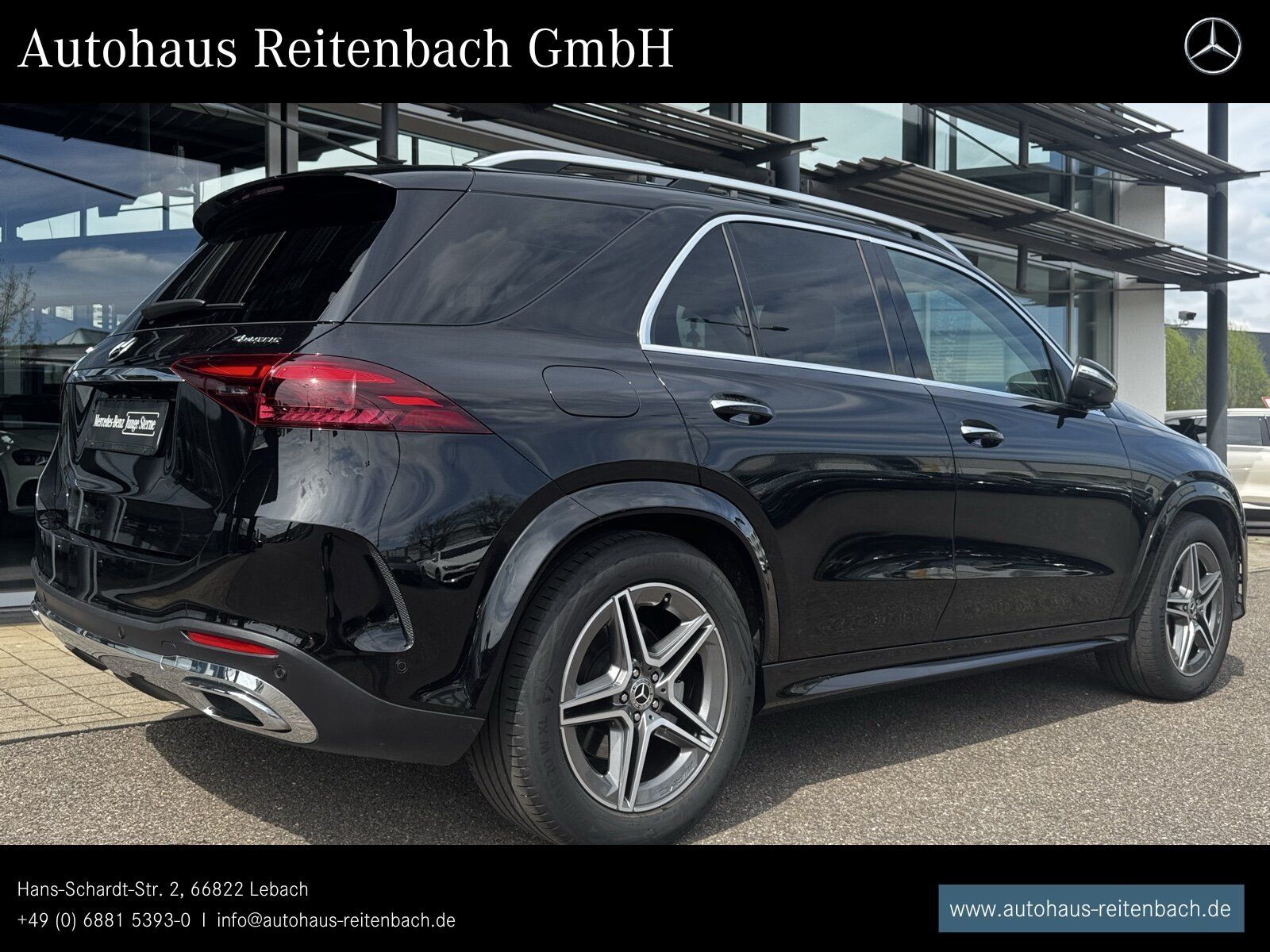 Mercedes-Benz GLE300d 4M AMG+PANO+AHK+360 BURMES+AIRMATIC+MEMO