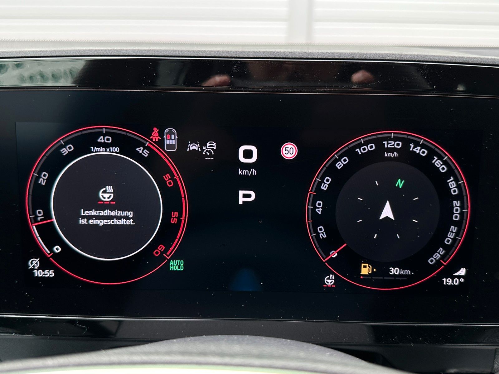 Skoda 193PS 4x4 Sportline STHZ NAVI DCC+ eHK LM20"AHK