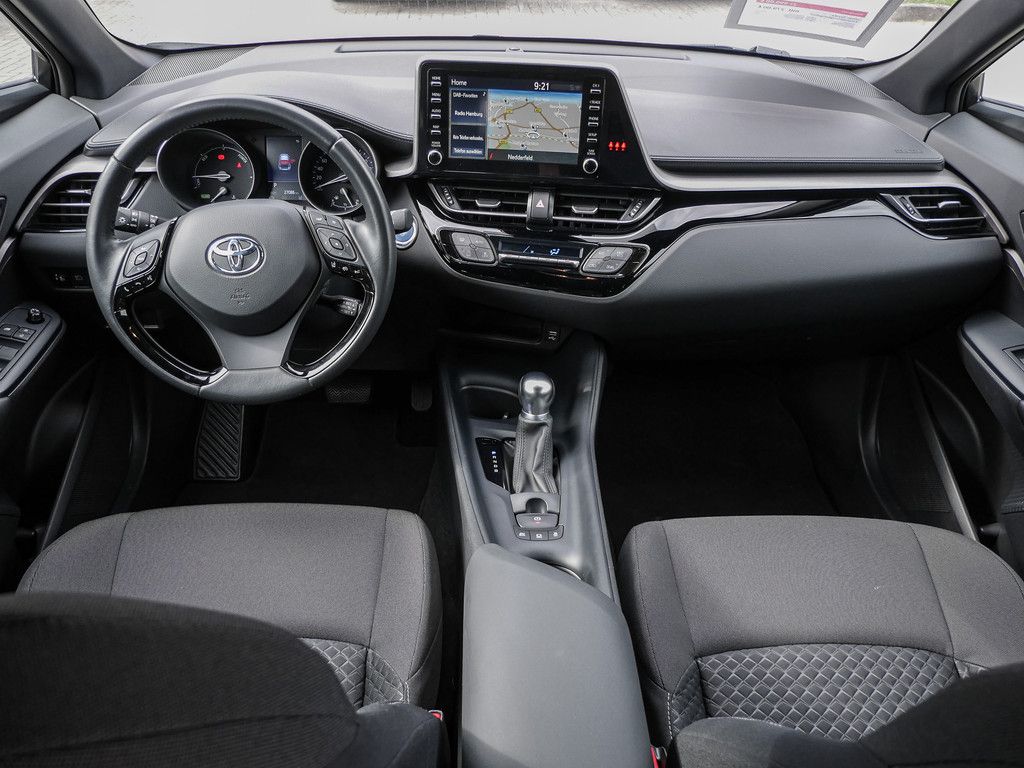 Toyota C-HR HYBRID Flow - Samsaru's Car Outlet