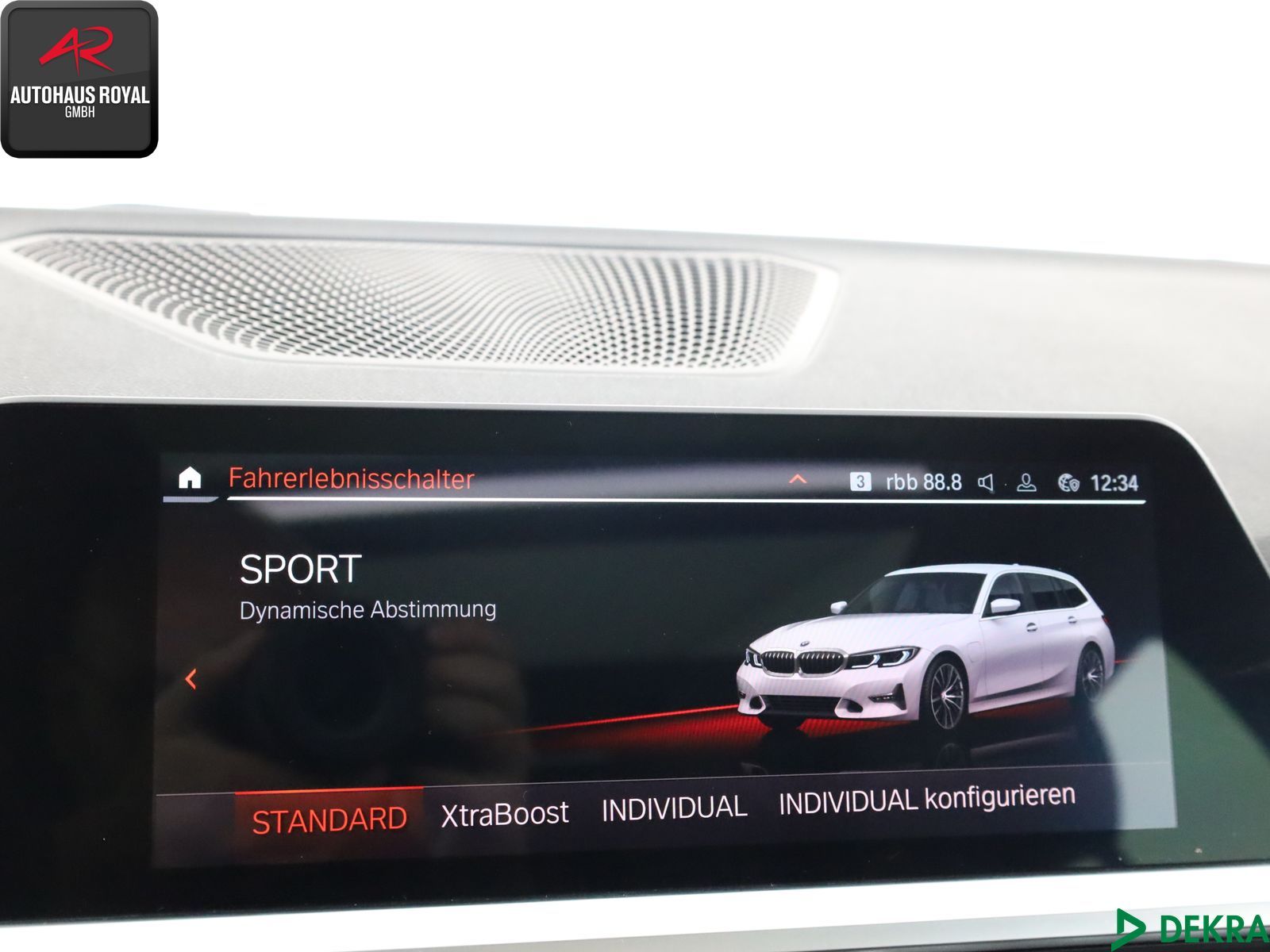 BMW 330 e T xDrive - Samsaru's Car Outlet