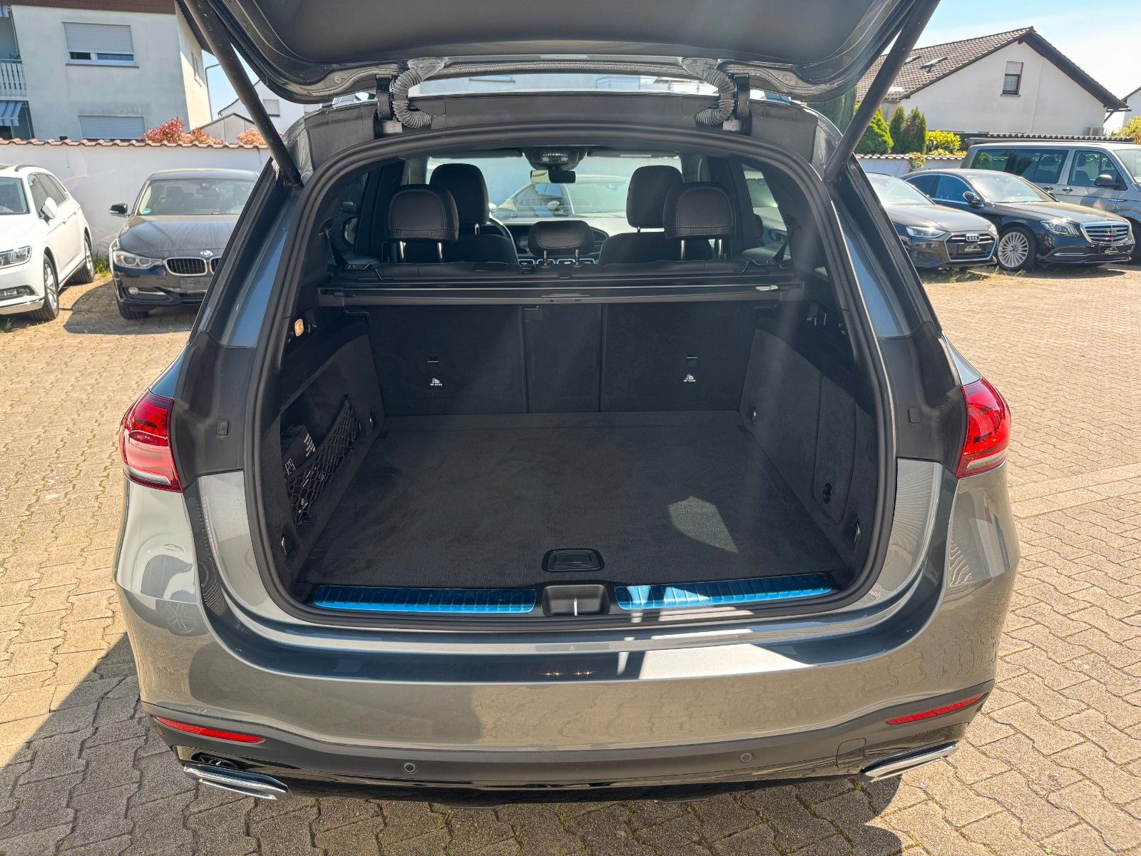 Mercedes-Benz GLE 400 *AMG*HEAD-UP*360*LED*PANO*BURMESTER*