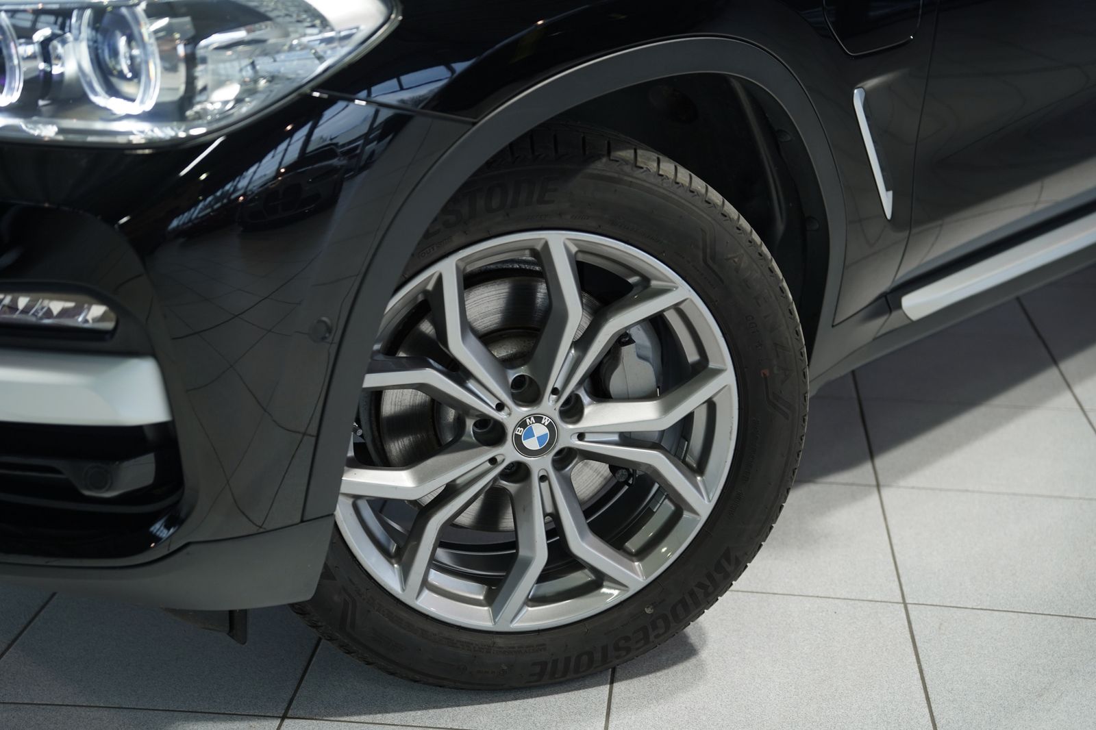 BMW X3 xDrive 30 e xLine *1.Hand *MwSt. *H&K *Live