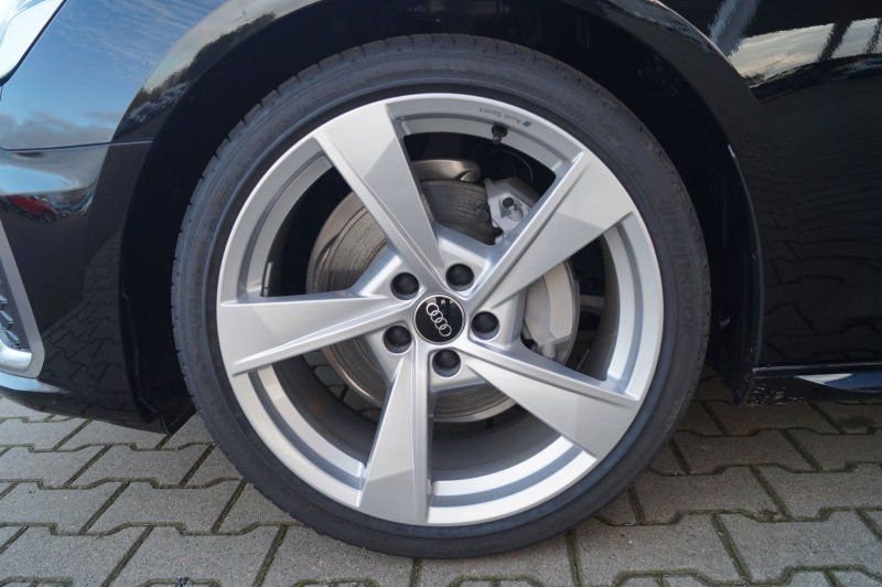 Audi A4 Avant S-Line 40TFSI - Samsaru's Car Outlet