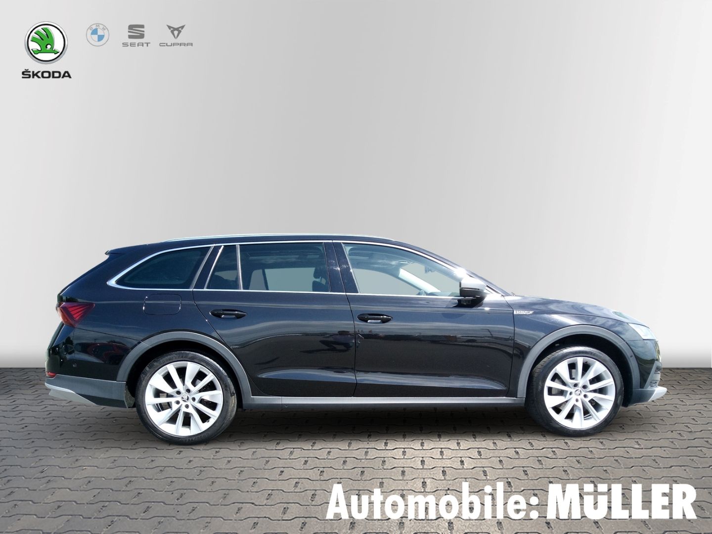 Skoda Octavia Combi Scout 2.0 TDI - Samsaru's Car Outlet