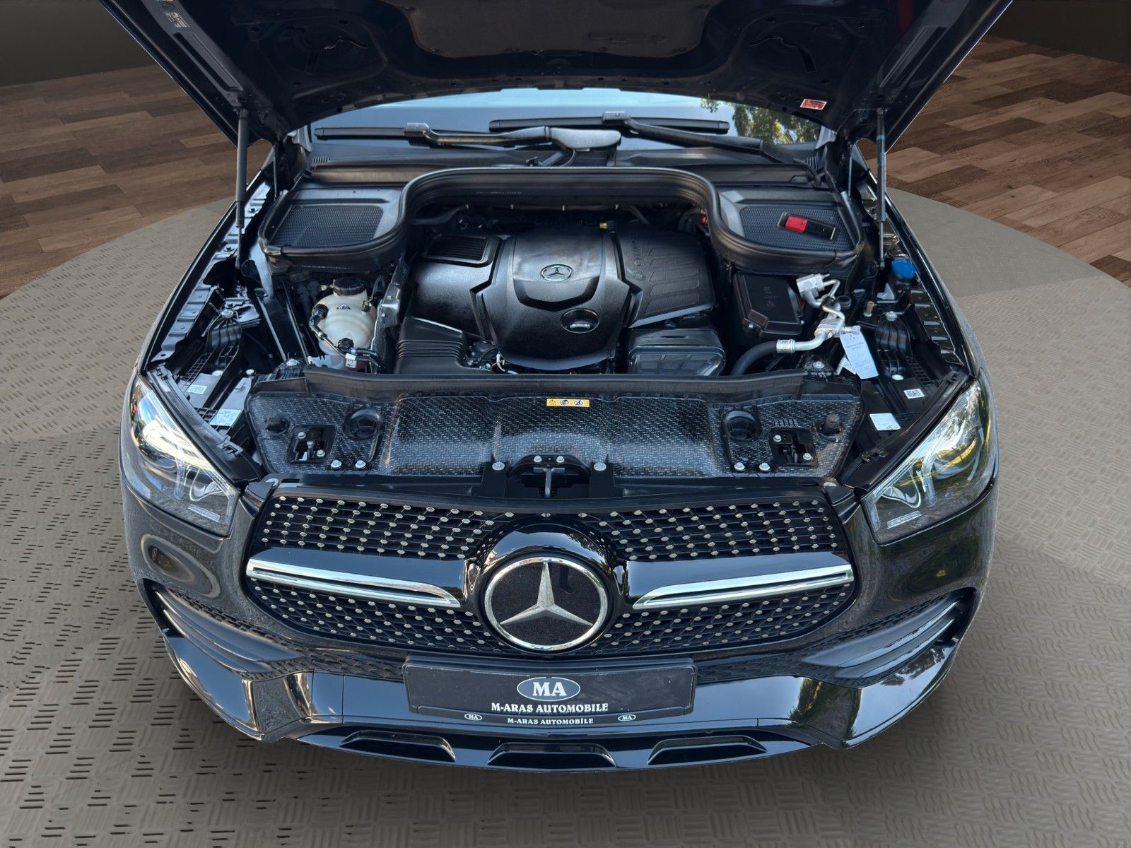 Mercedes-Benz GLE 400 d GLE - 4Matic AMG PANO LEDER AHK STHEIZ