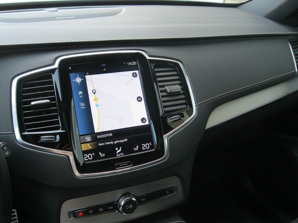 Volvo XC90 B6 Benzin R-Design - Samsaru's Car Outlet