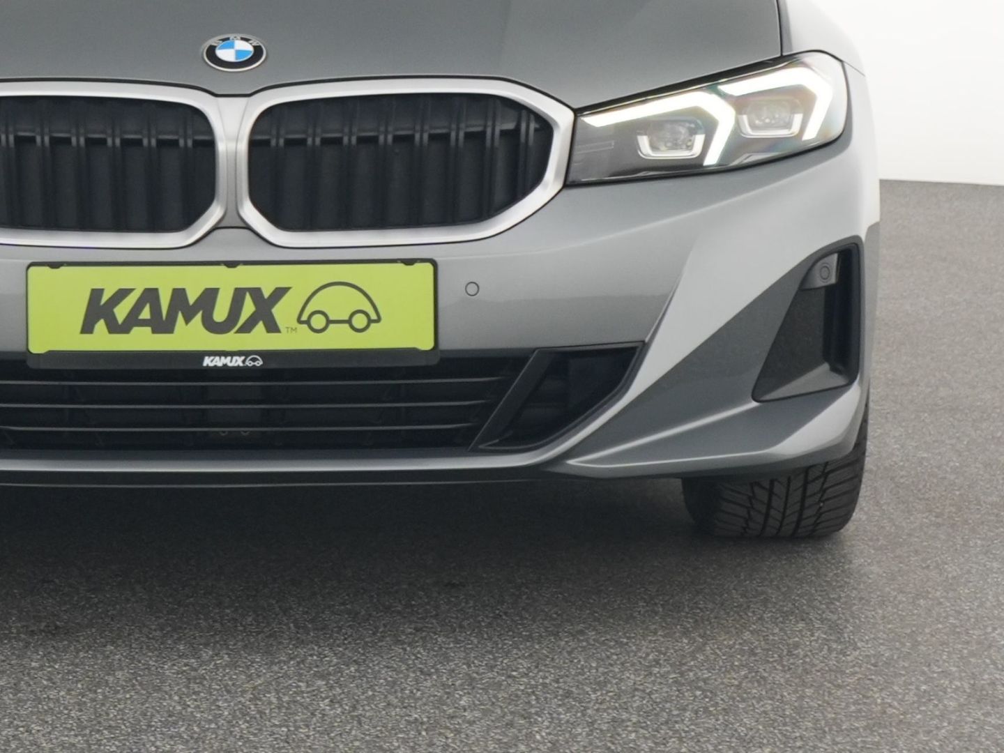 BMW 320 d xDrive Touring - Samsaru's Car Outlet