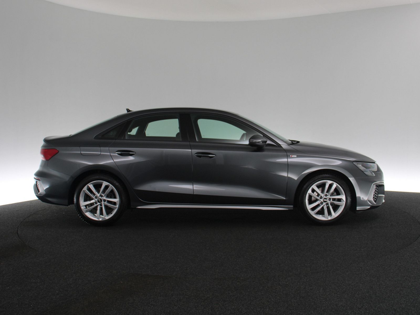 Audi A3 Limousine 35 TDI S line ACC NAVI KAMERA SHZ