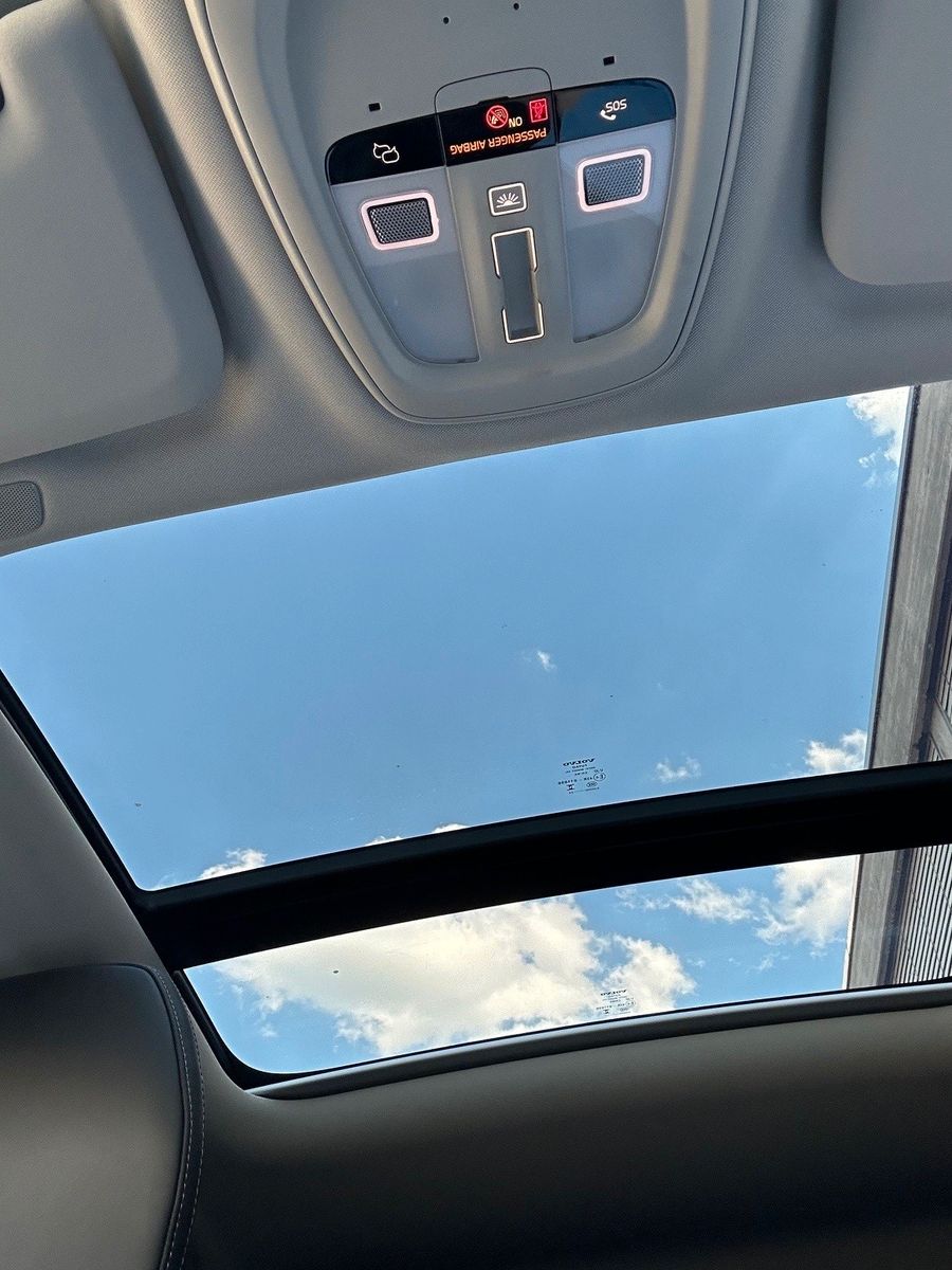 Volvo S60 B5 Ultimate Dark AWD-B&W-360°-Massage-Nappa