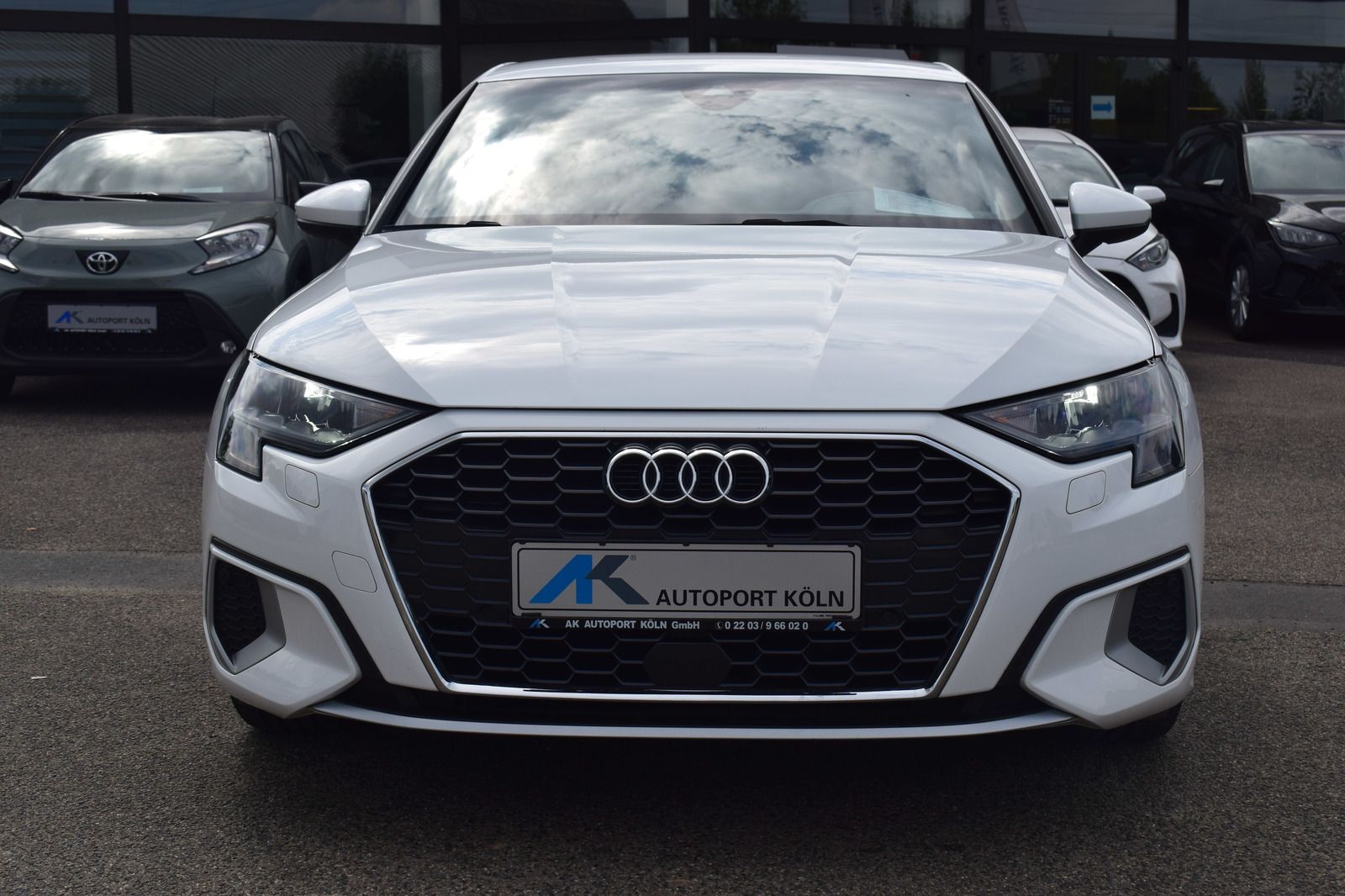 Audi A3 SportbackTDI Fahrschulwage/Automatik/AHK