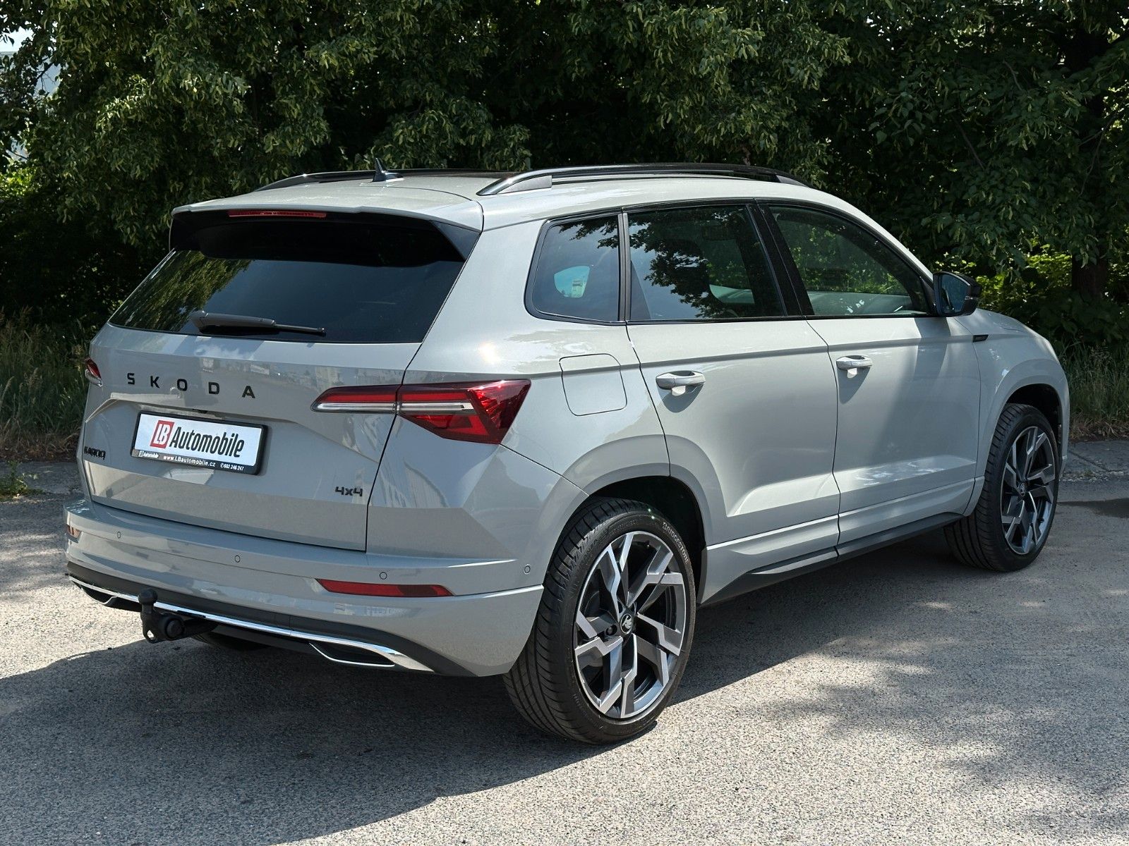 Skoda 2.0TSi 4x4 DSG Sportline PADACH Webasto AHK LM19