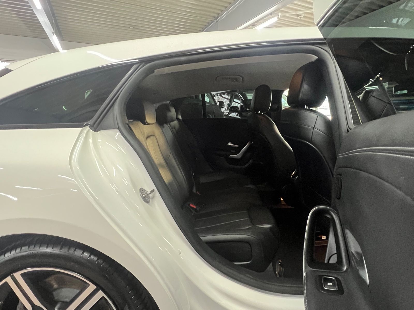 Mercedes-Benz CLA 220d SB 4M Progressive - Samsaru's Car Outlet