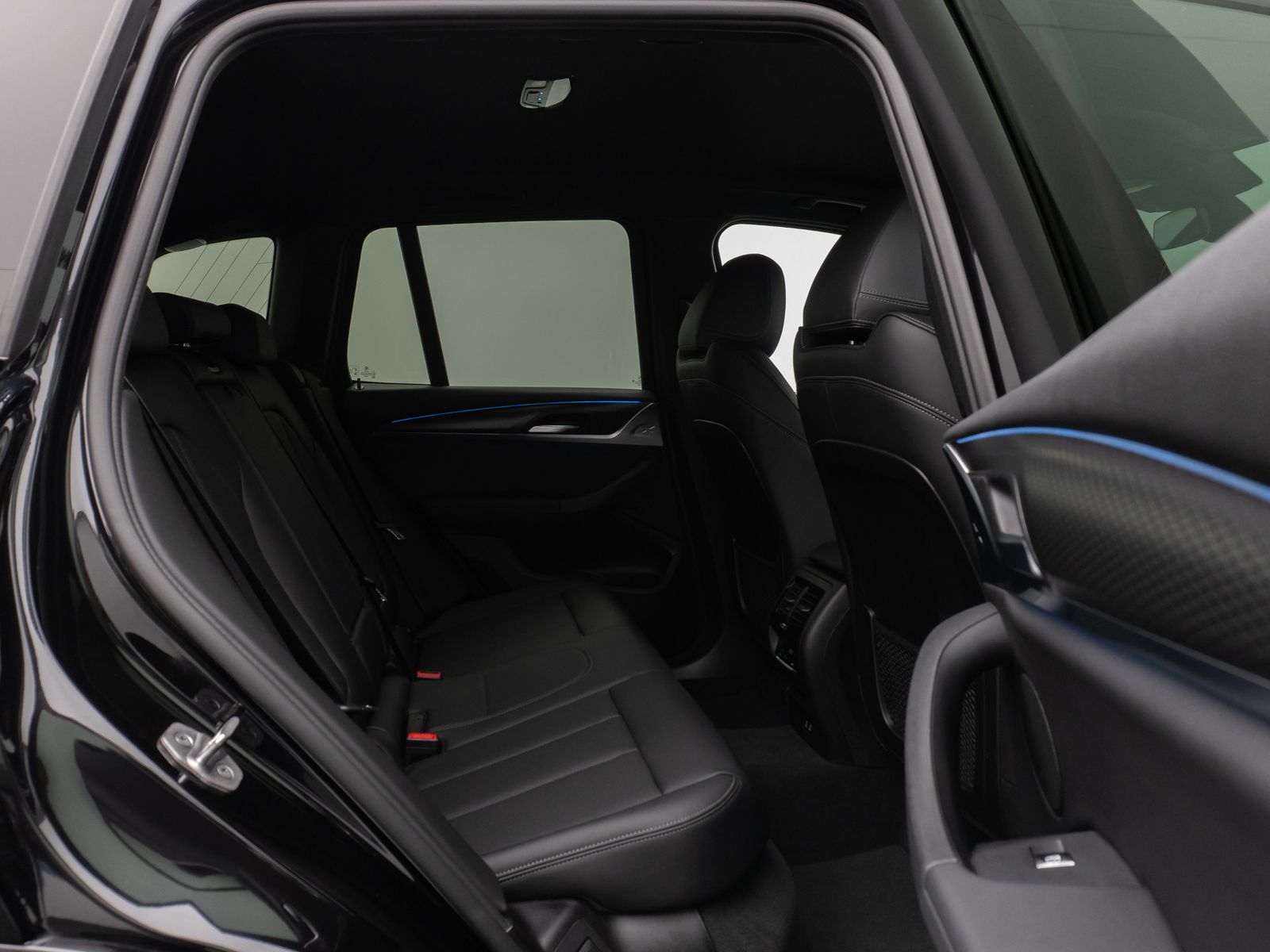BMW X3 xD30e M Sport - Samsaru's Car Outlet