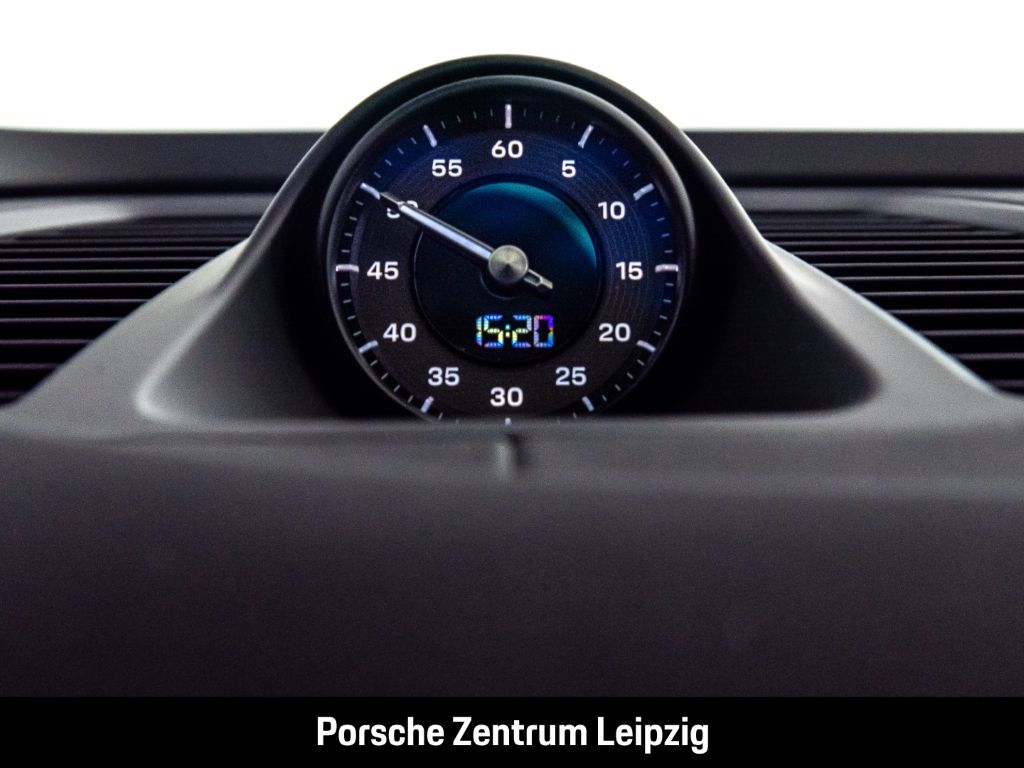 Porsche Macan Turbo - Samsaru's Car Outlet
