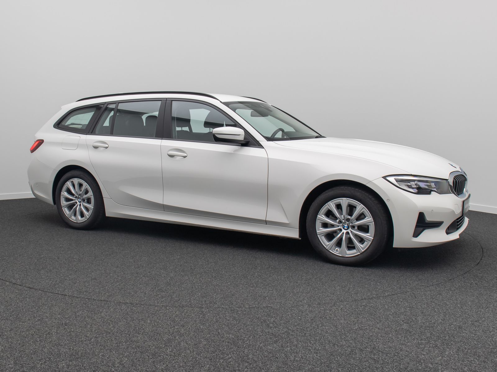 BMW 320d Advantage - Samsaru's Car Outlet