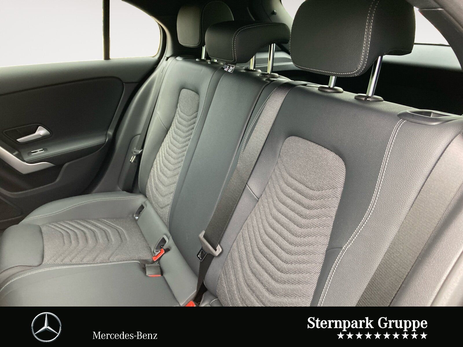 Mercedes-Benz A 180 Progressive - Samsaru's Car Outlet