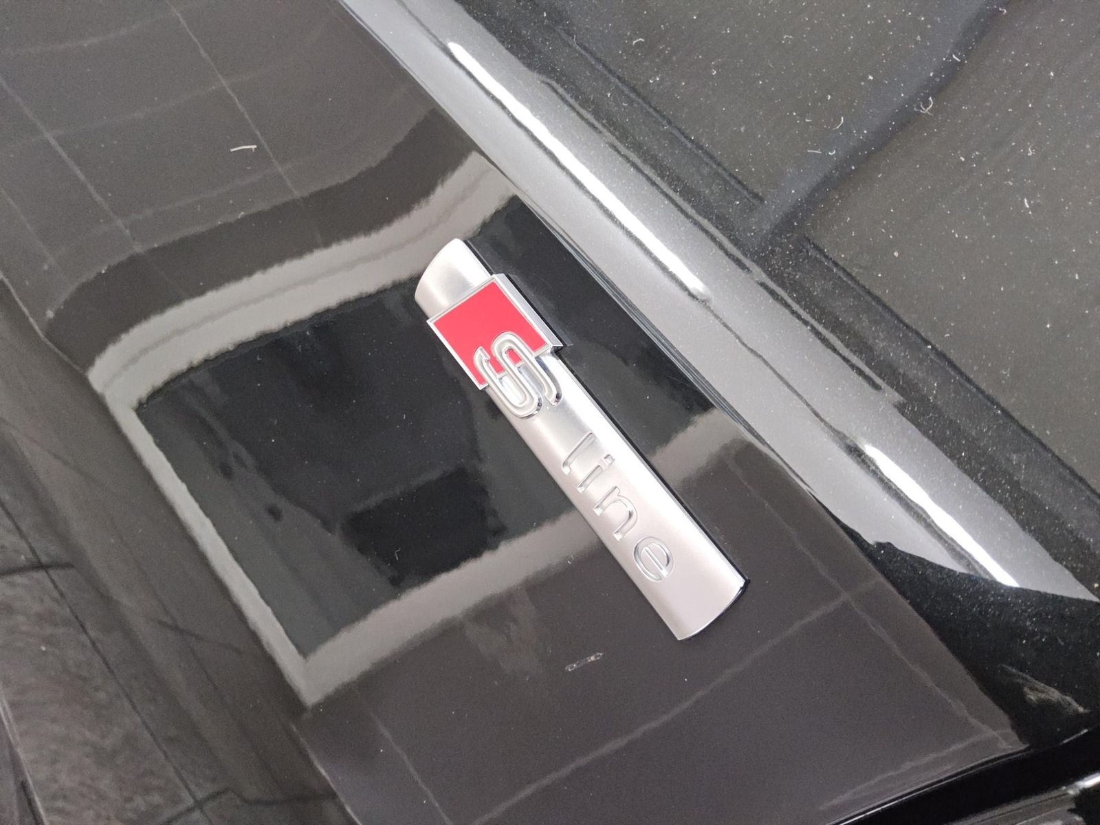 Audi A3 SB 30 TFSI S-Line Navi LED ACC vc Shz