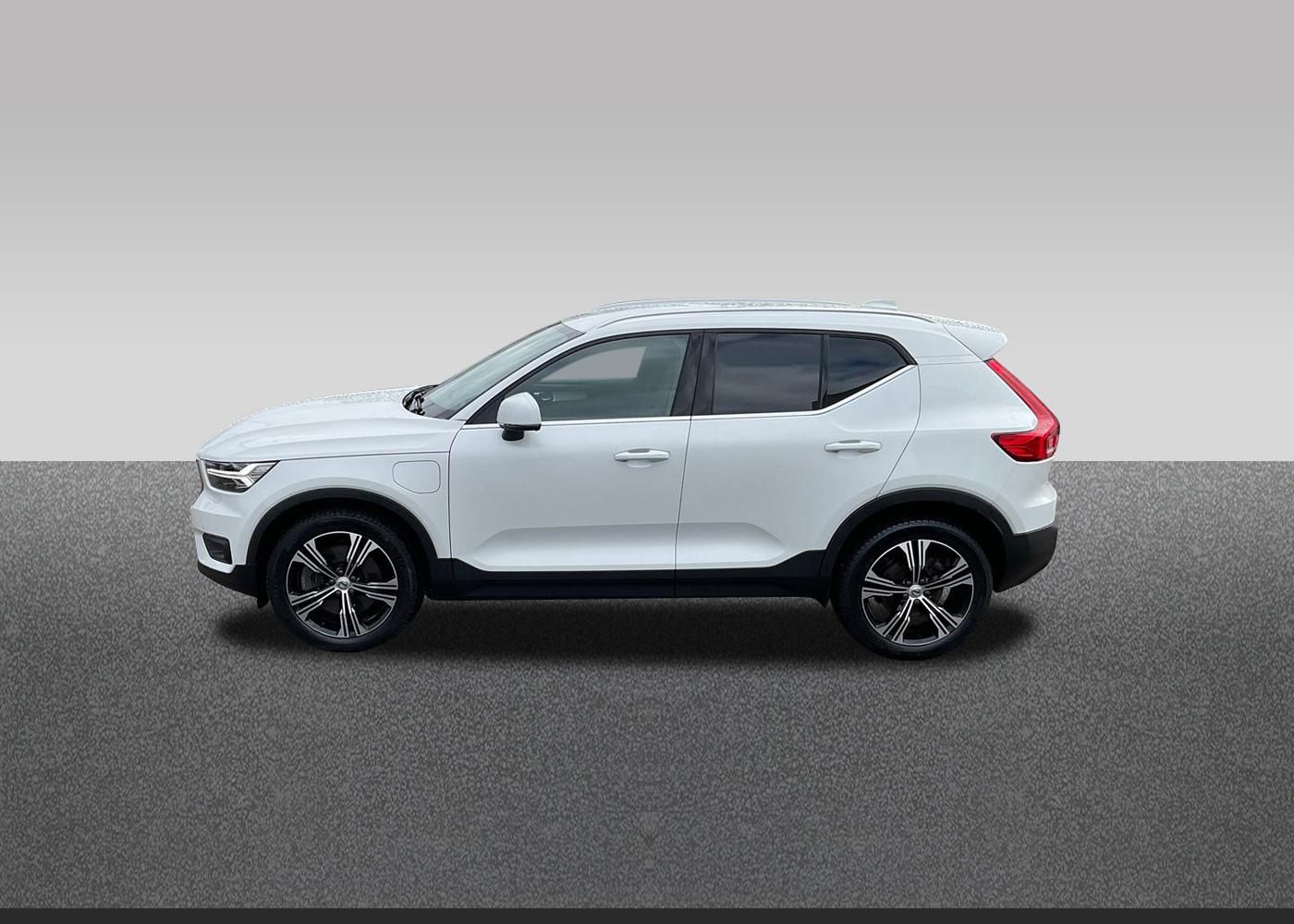 Volvo XC40 T5 Inscription - Samsaru's Car Outlet
