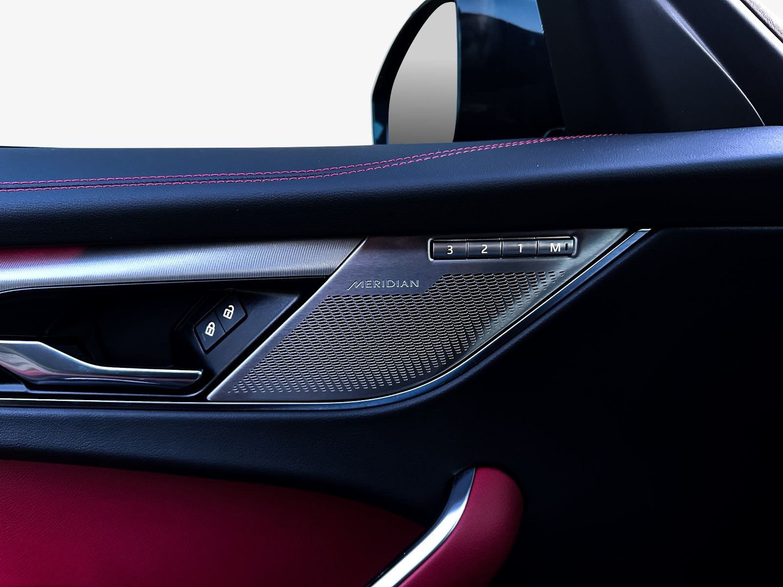 Jaguar F-Pace  R-DYNAMIC SE AWD°ACC°PANO°MEM°MERIDIAN°