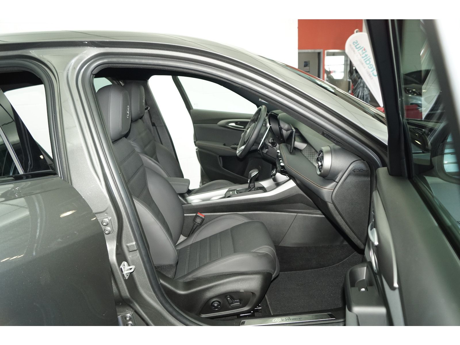 Alfa Romeo Tonale 1.5 VGT Veloce FULL LED LEDER 360-CAM