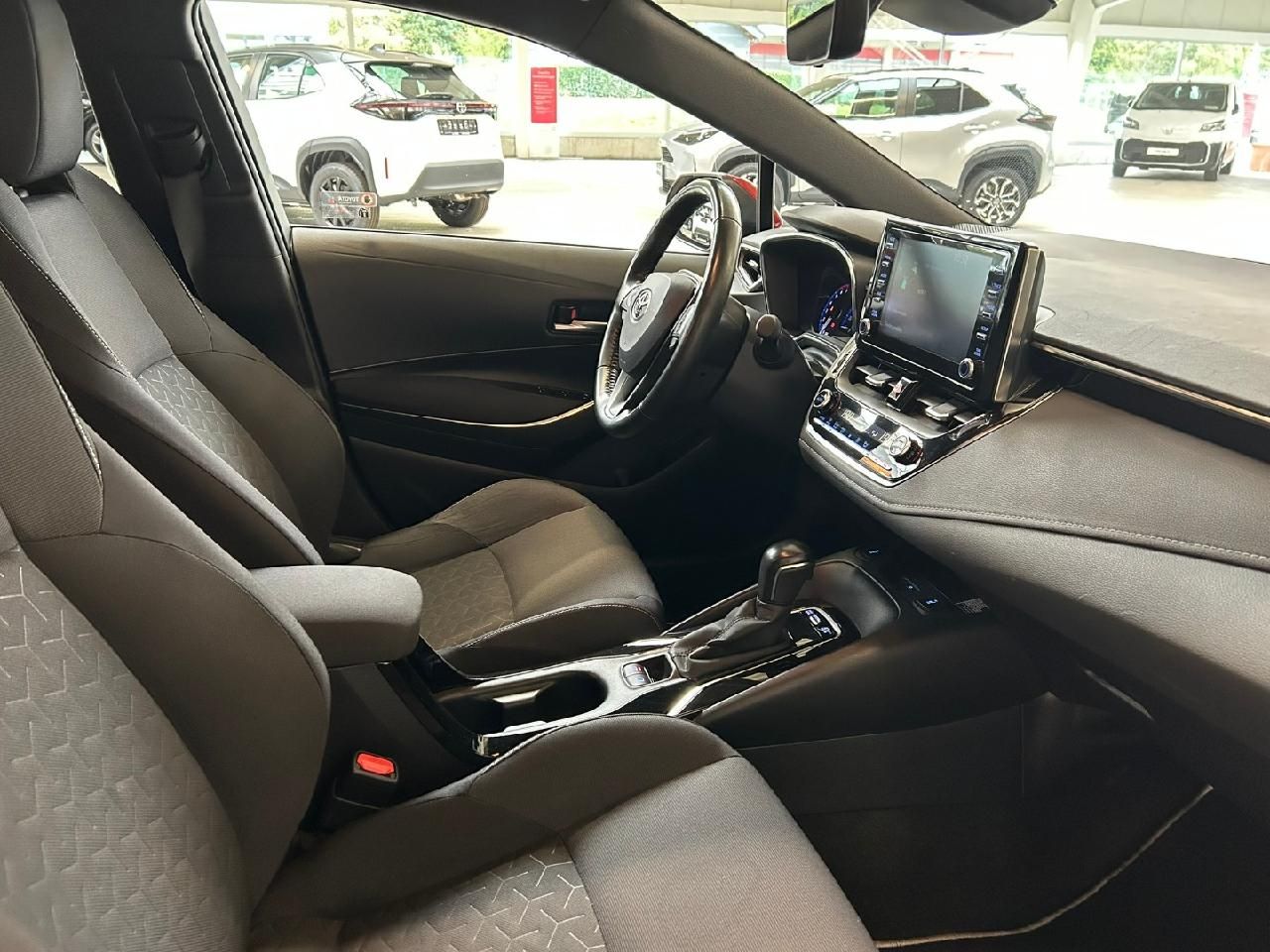 Toyota Corolla Touring Sports Hybrid Team D Winterp. Ka