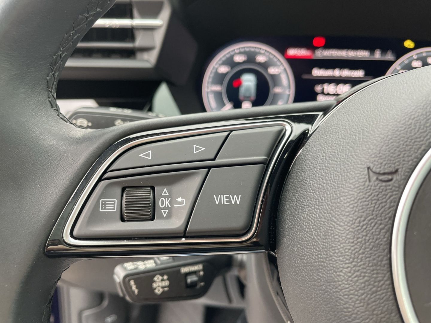 Audi A3 Sportback 45 TFSI e S line LED Kamera Pano vi