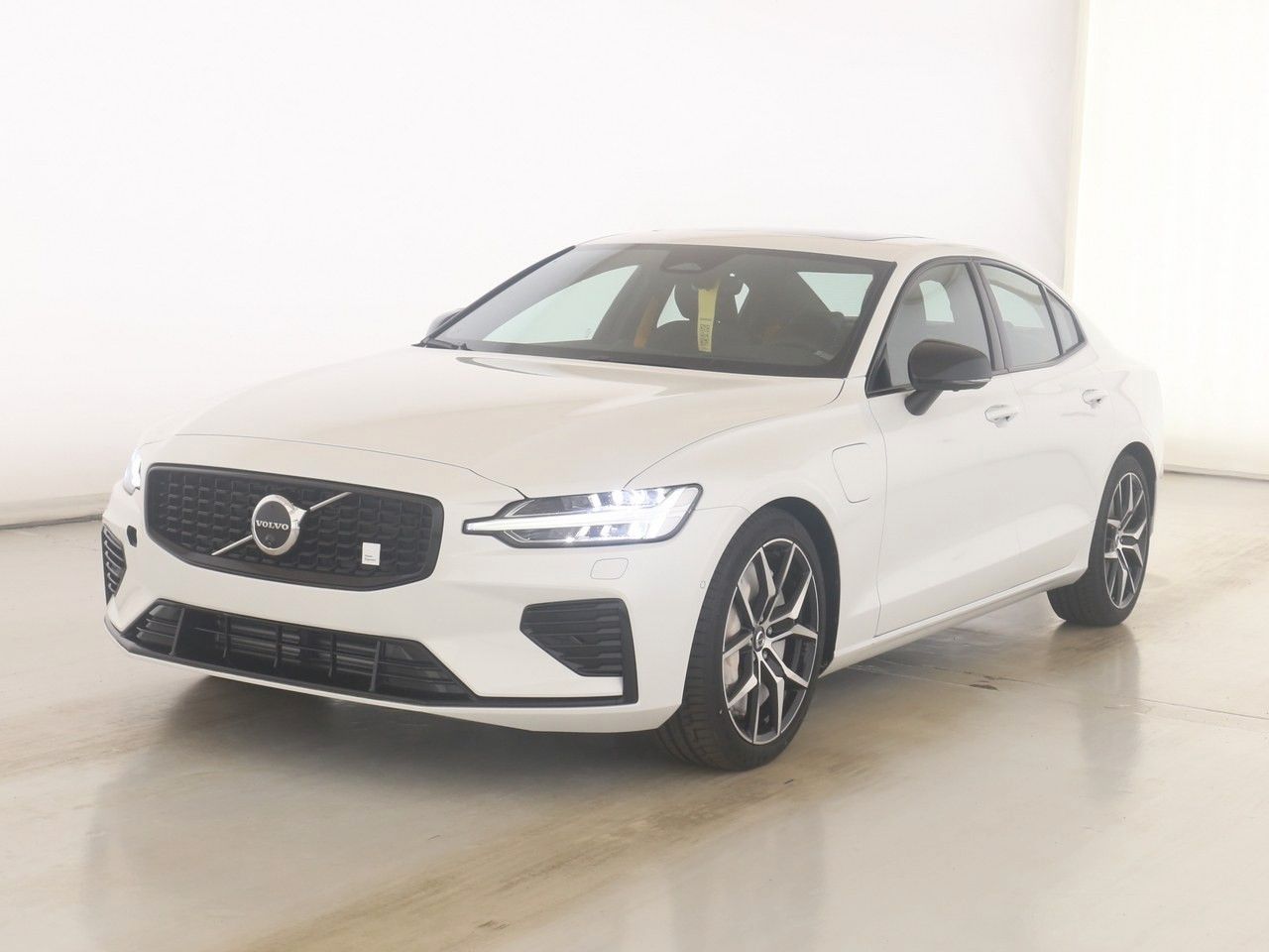 Volvo S60 T8  Polestar Engineered Recharge Plug-In Hy