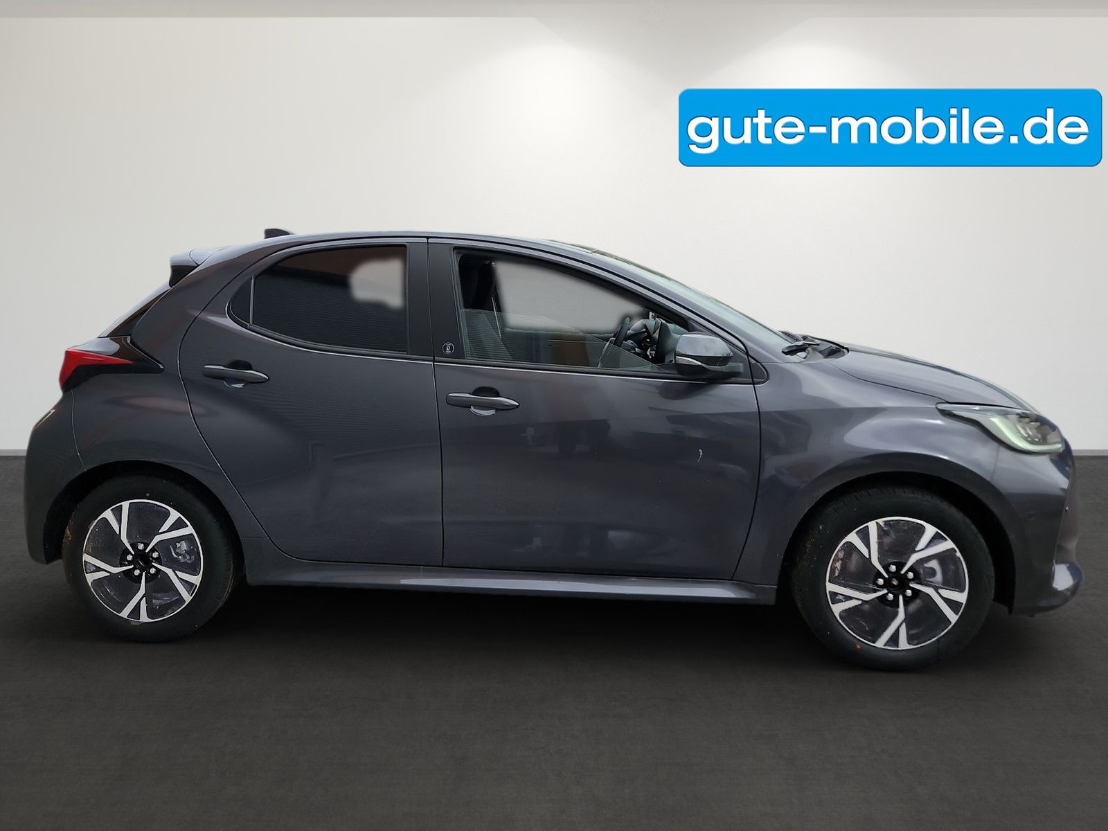 Toyota Yaris 5-Türer Team Deutschland 1,5-l-VVT-iE Hybr